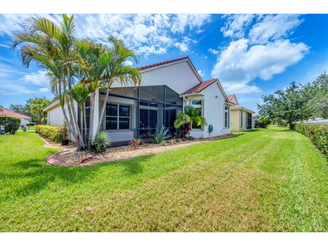 6312 41st Court E Sarasota FL 34243 A4656525 image24