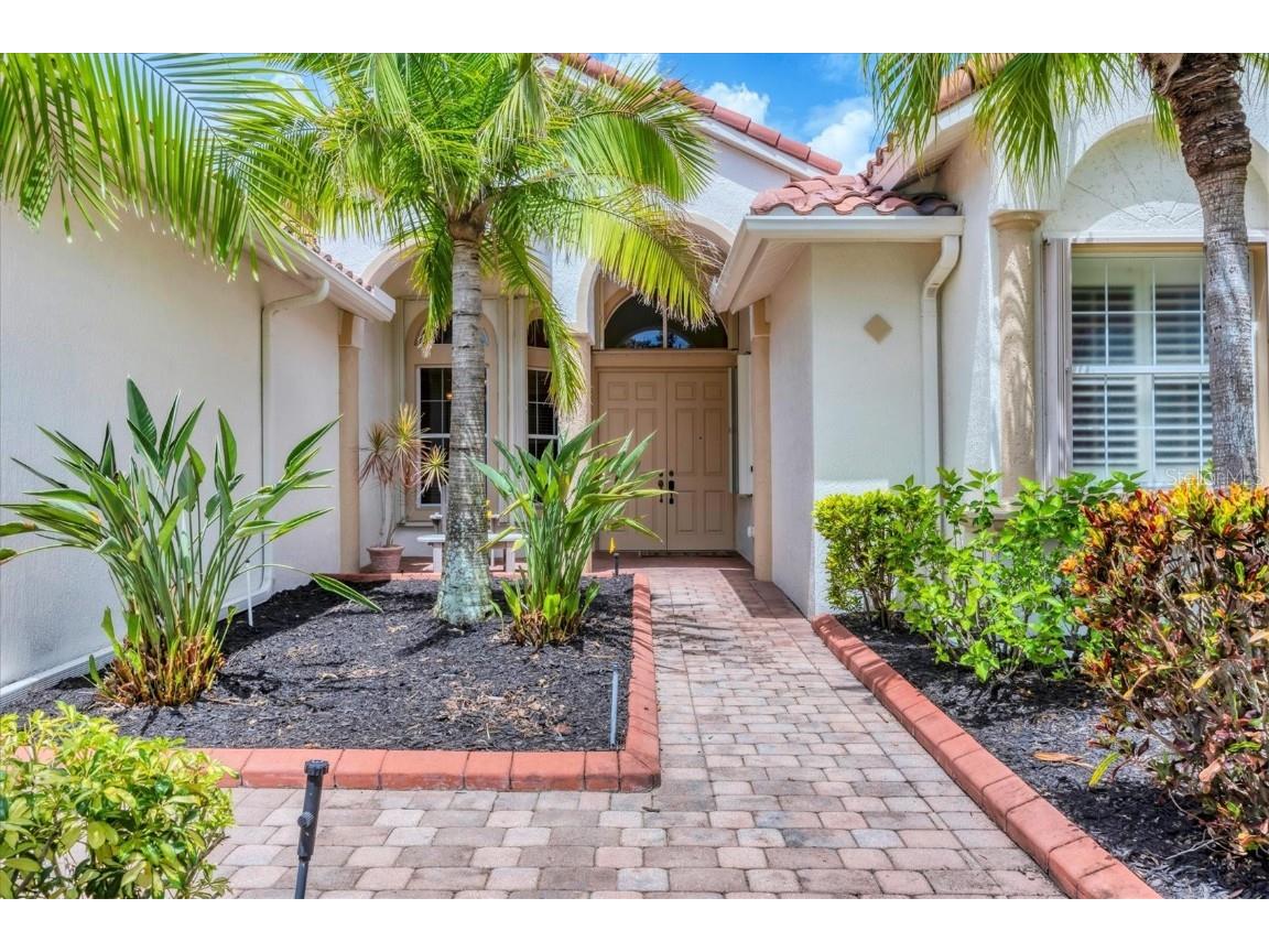 6312 41st Court E Sarasota FL 34243 A4656525 image3