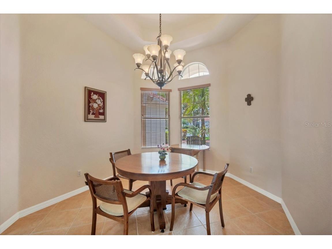 6312 41st Court E Sarasota FL 34243 A4656525 image7