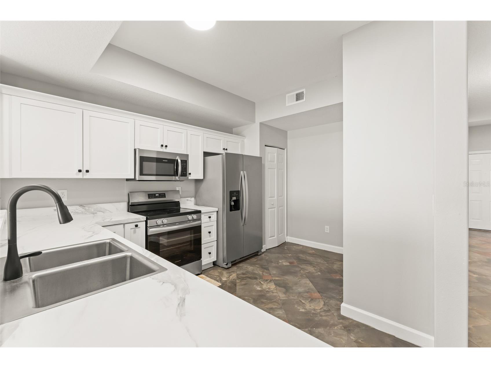 6312 Buford Street #704 Orlando FL 32835 - TURKEY LAKE O6421677 image6