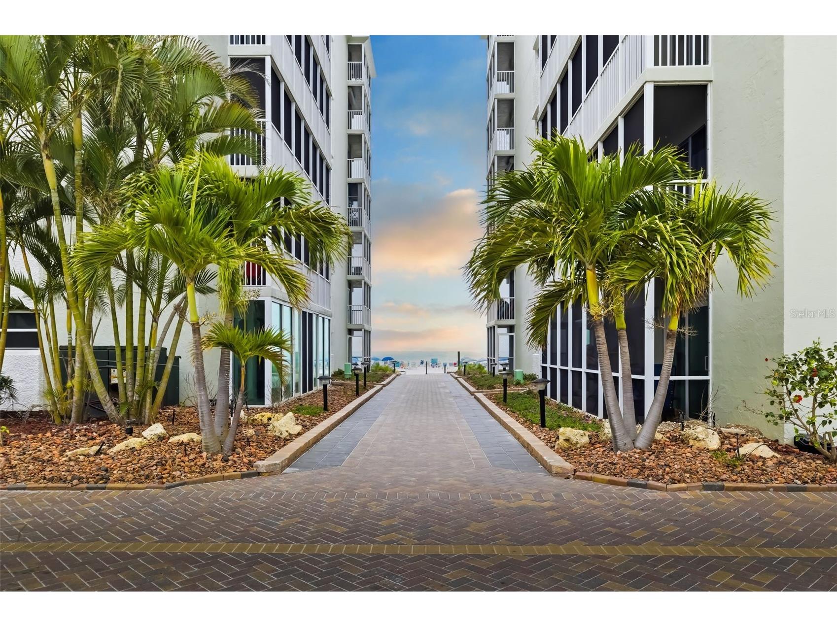 6312 Midnight Pass Road #305S Sarasota FL 34242 - GULF OF AMERICA A4684866 image2
