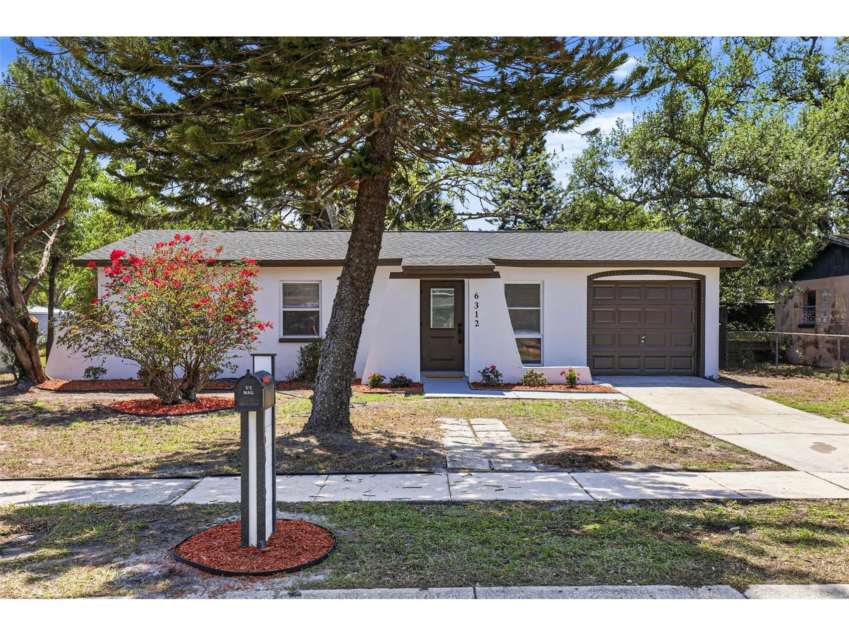 6312 S Lansdale Circle Tampa FL 33616 TB8490908 image1