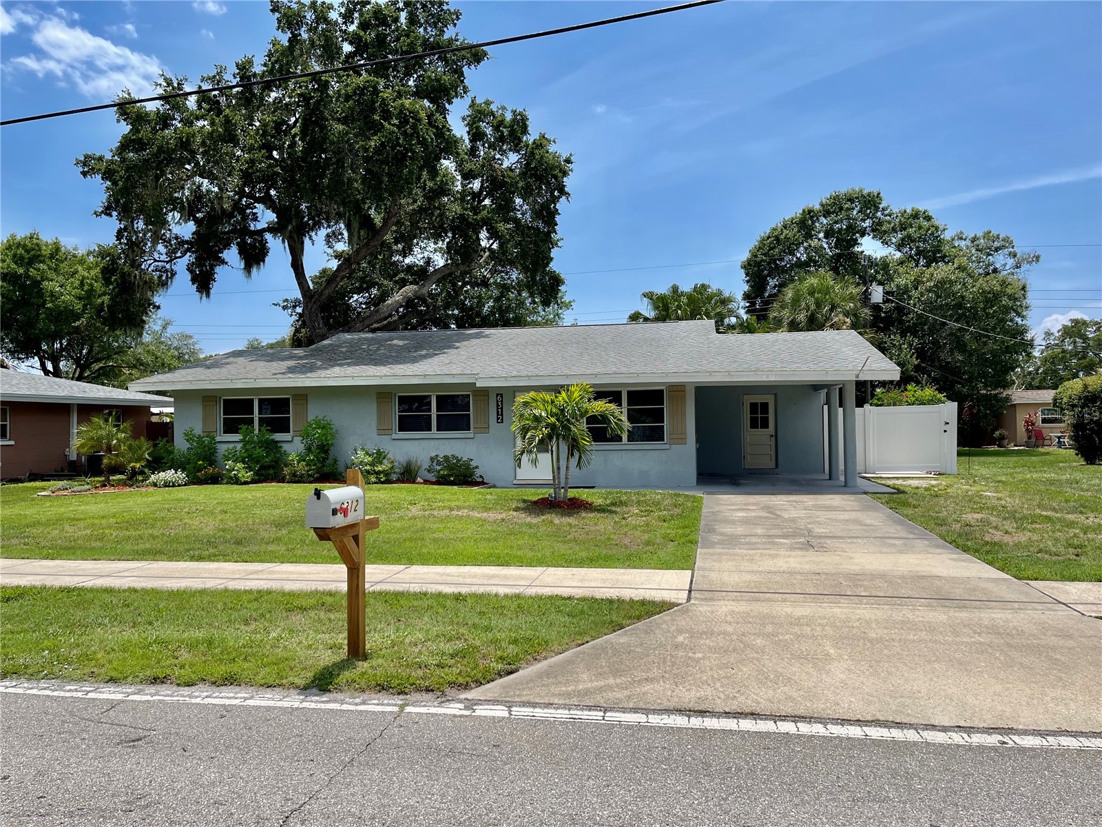 6312 S Lockwood Ridge Road Sarasota FL 34231 A4692125 image1