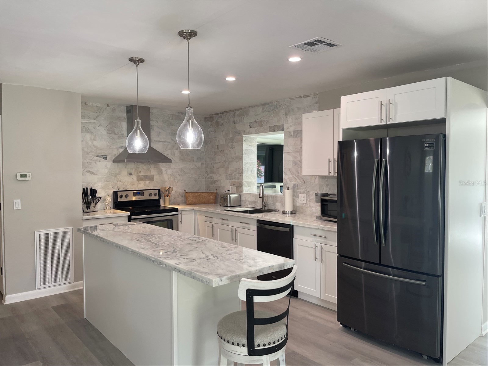 6312 S Lockwood Ridge Road Sarasota FL 34231 A4692125 image5