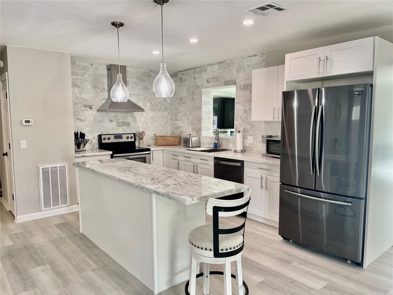 6312 S Lockwood Ridge Road Sarasota FL 34231 A4692125 image8