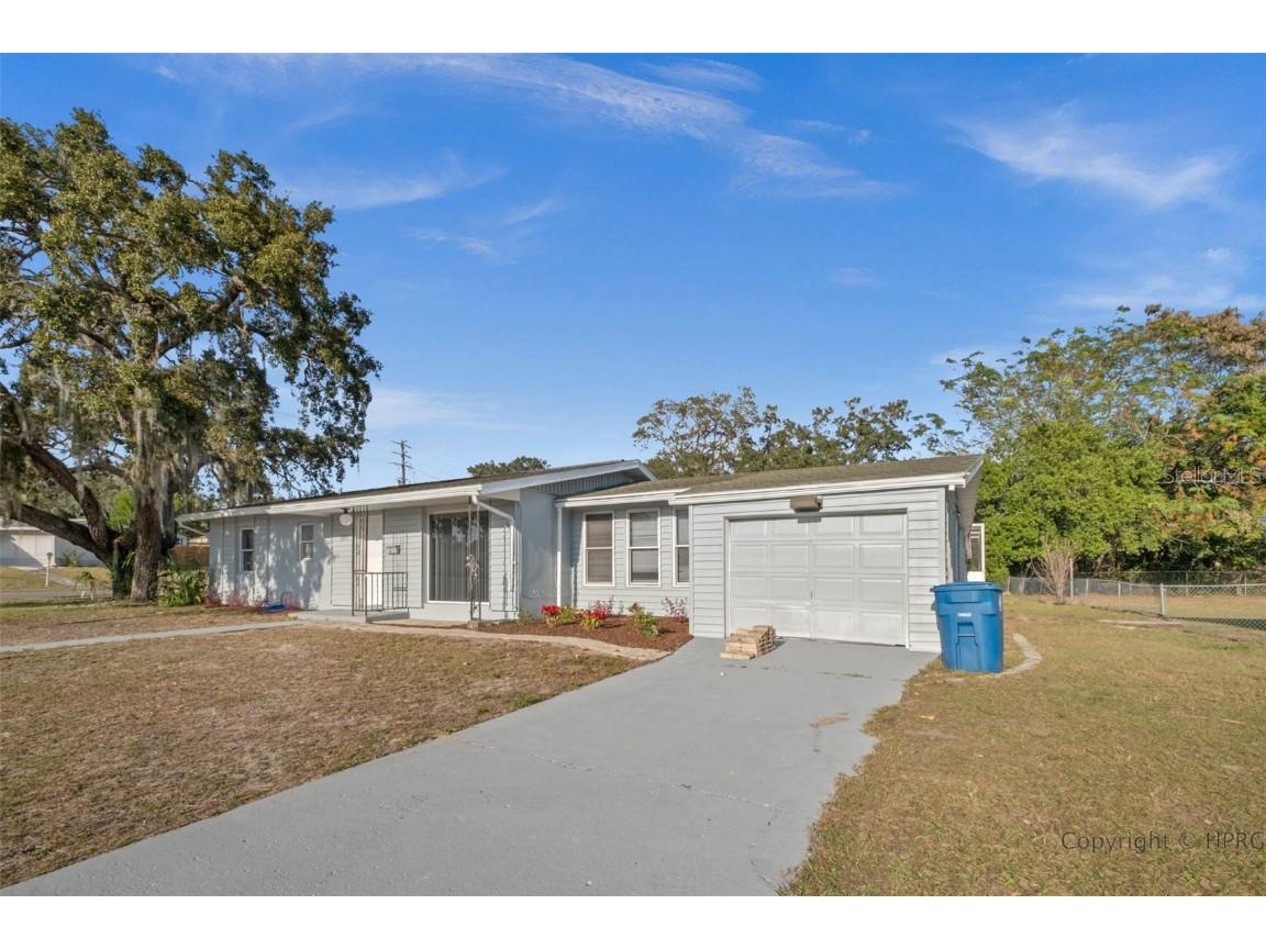 6313 Spring Hill Drive Spring Hill FL 34606 W7840674 image1