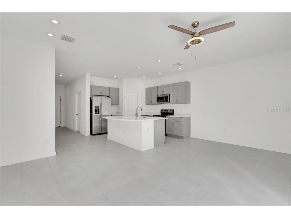 6313 Willowside Street Palmetto FL 34221 A4670237 image11