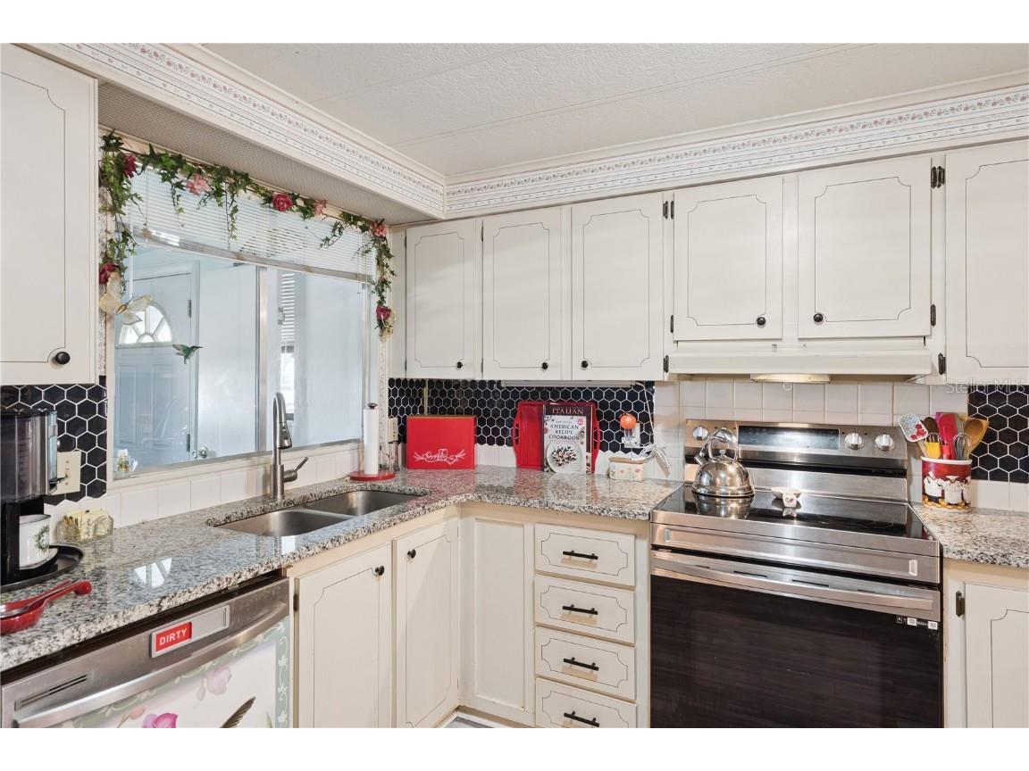 6314 Bayberry Boulevard NE Winter Haven FL 33881 P4936938 image8