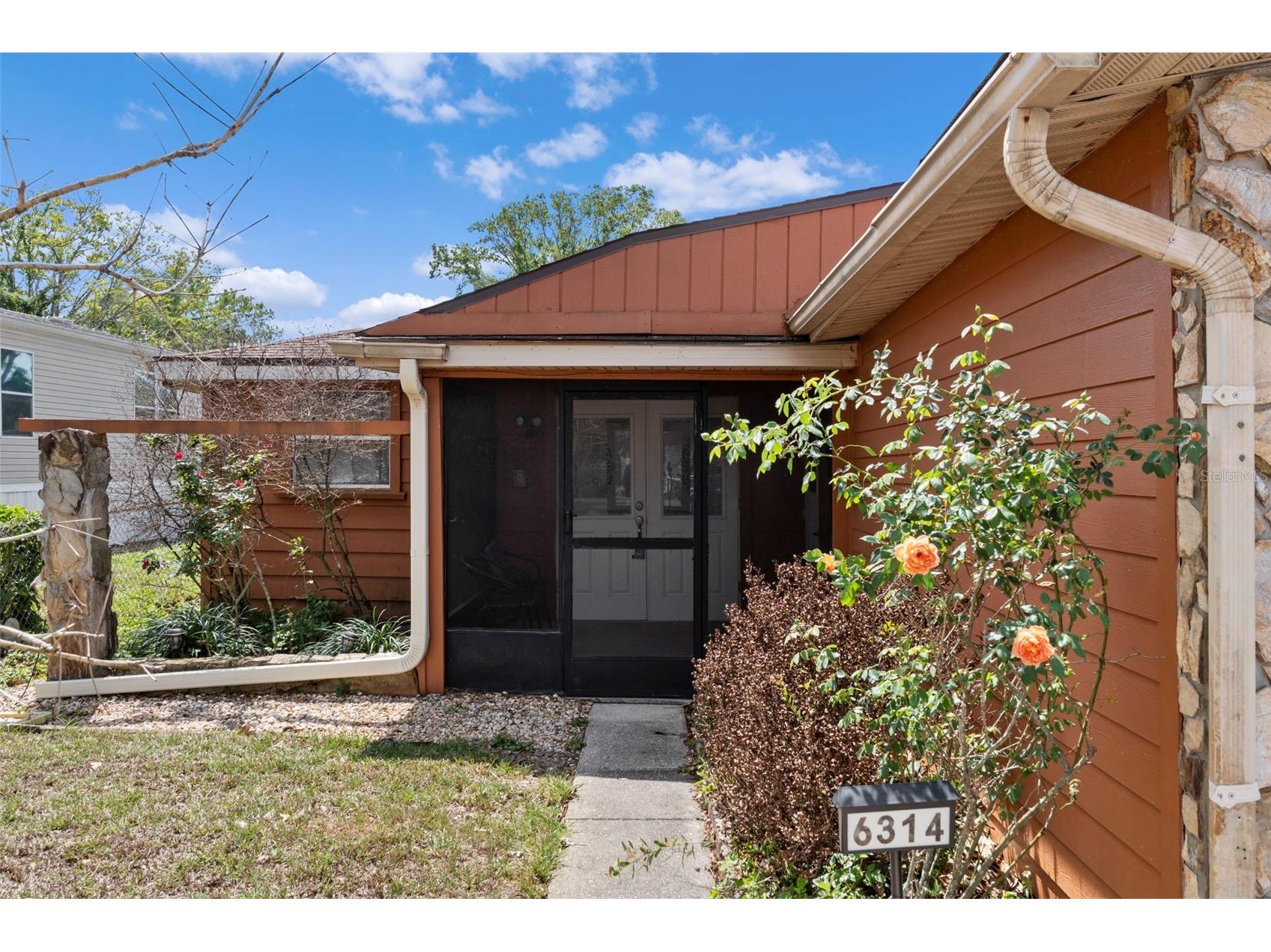 6314 Sebring Street Weeki Wachee FL 34607 - WEEKI WACHEE RIVER GULF TB8491669 image3