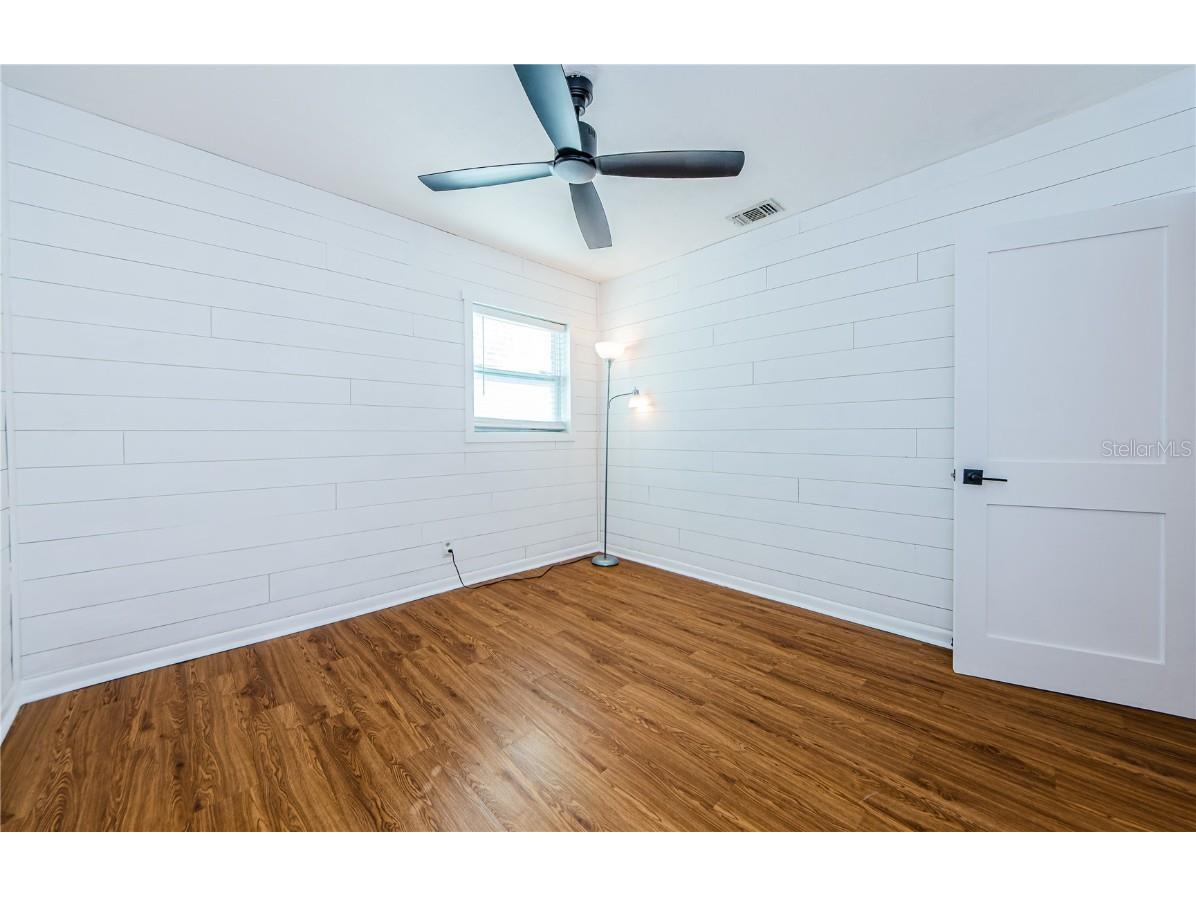 6315 35th Avenue N Saint Petersburg FL 33710 TB8314715 image1
