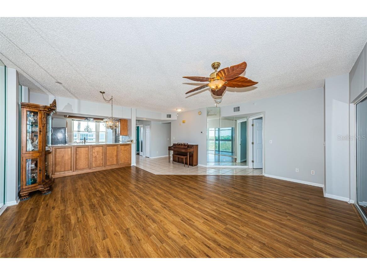 6315 Shoreline Drive #3305 Madeira Beach FL 33708 TB8444192 image12