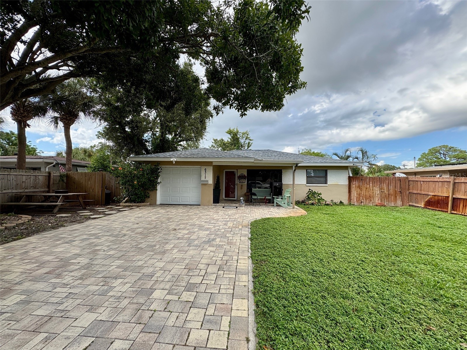 6317 18th Avenue N Saint Petersburg FL 33710 TB8461145 image1