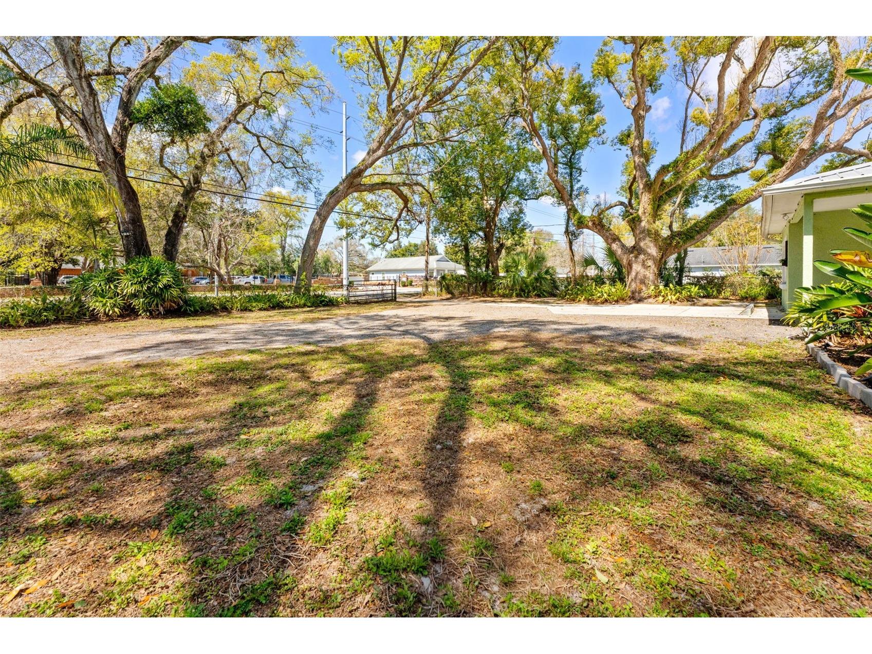 6317 N 22nd Street Tampa FL 33610 TB8483050 image5