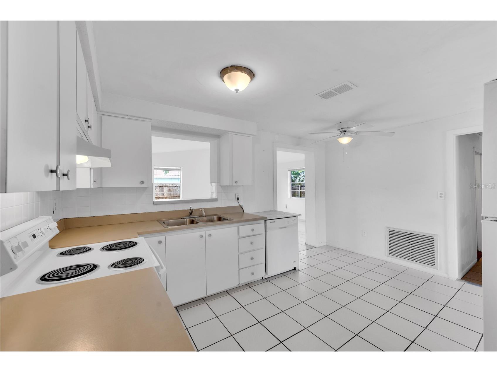 6318 Baldwyn Avenue New Port Richey FL 34653 W7887187 image12