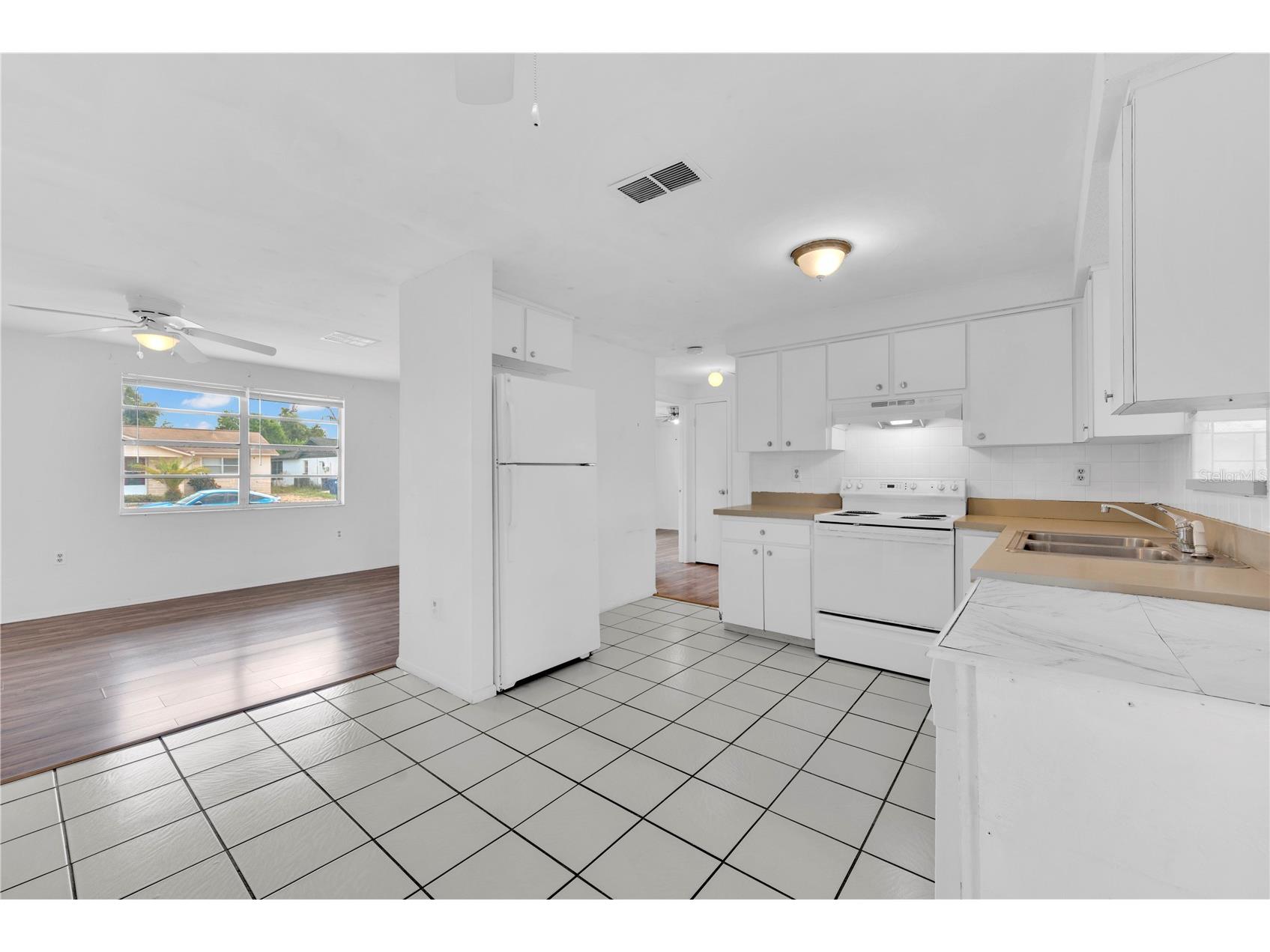 6318 Baldwyn Avenue New Port Richey FL 34653 W7887187 image13