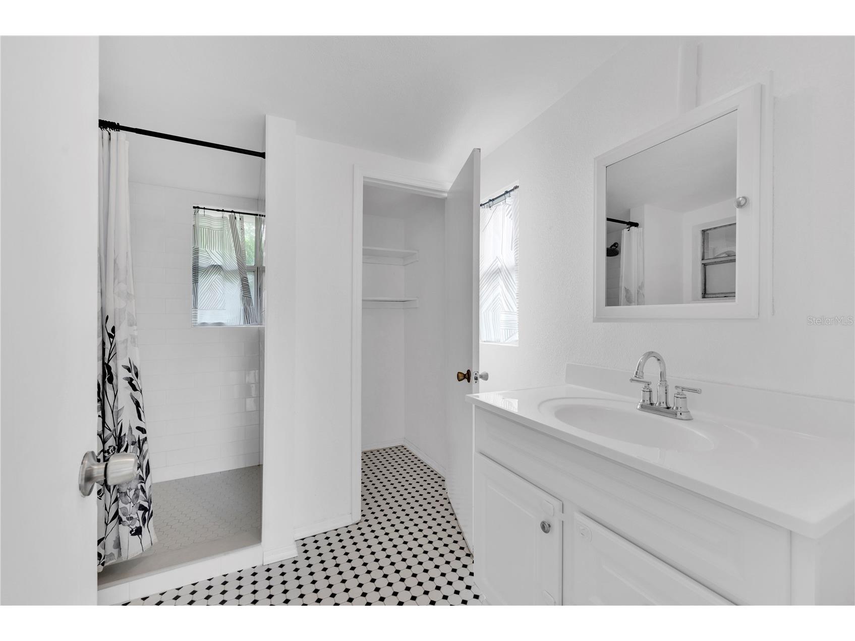 6318 Baldwyn Avenue New Port Richey FL 34653 W7887187 image18
