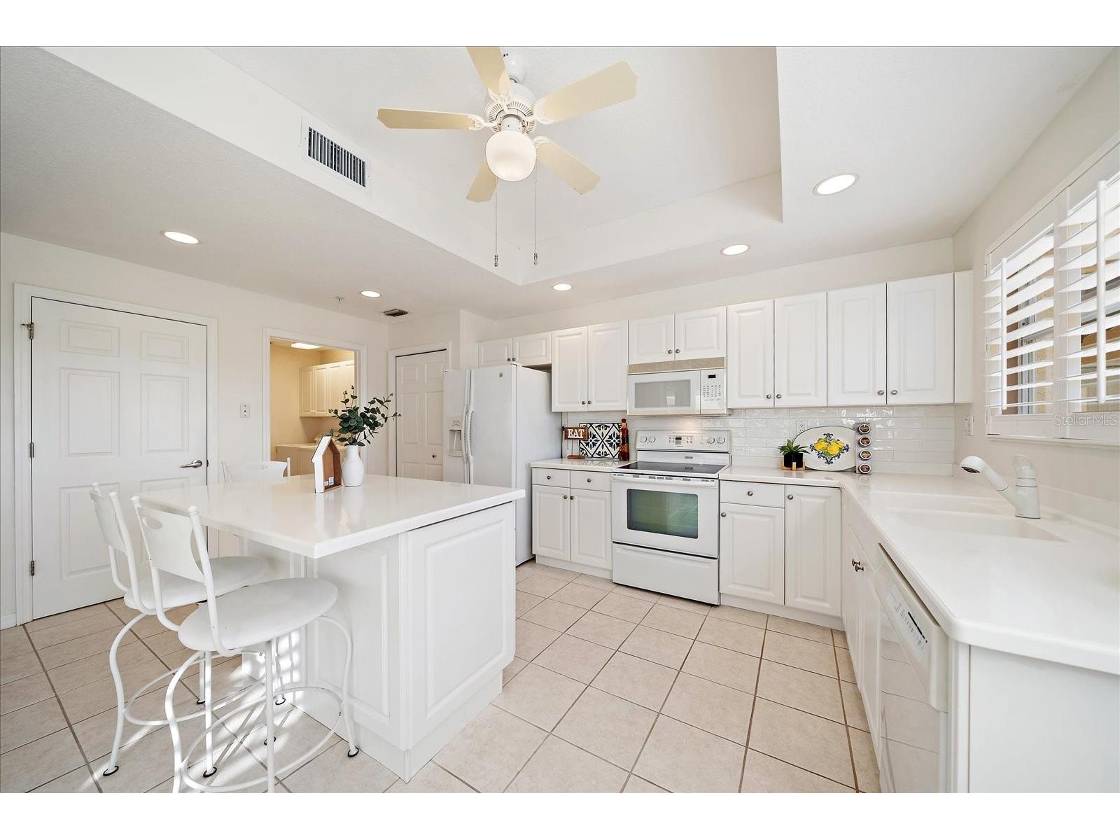 6318 Grand Oak Circle #204 Bradenton FL 34203 A4678444 image12