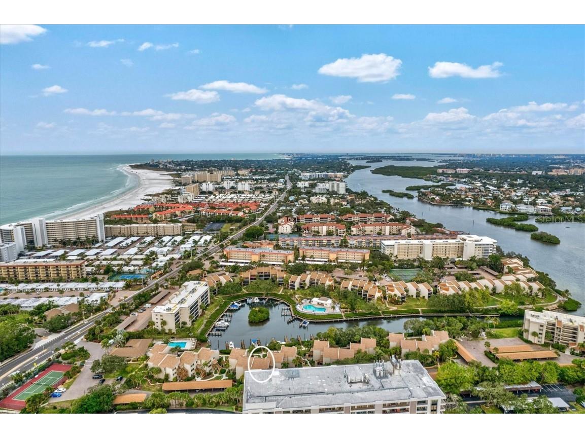6318 Midnight Cove Road #612 Sarasota FL 34242 A4590863 image1
