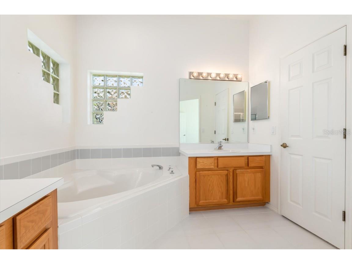 6319 Sturbridge Court Sarasota FL 34238 A4665536 image28