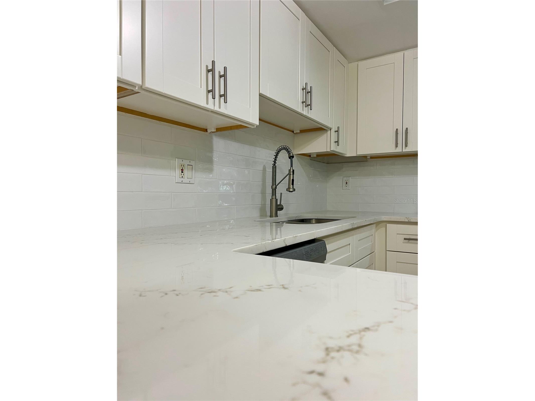 632 Edgewater Drive #139 Dunedin FL 34698 TB8505458 image9