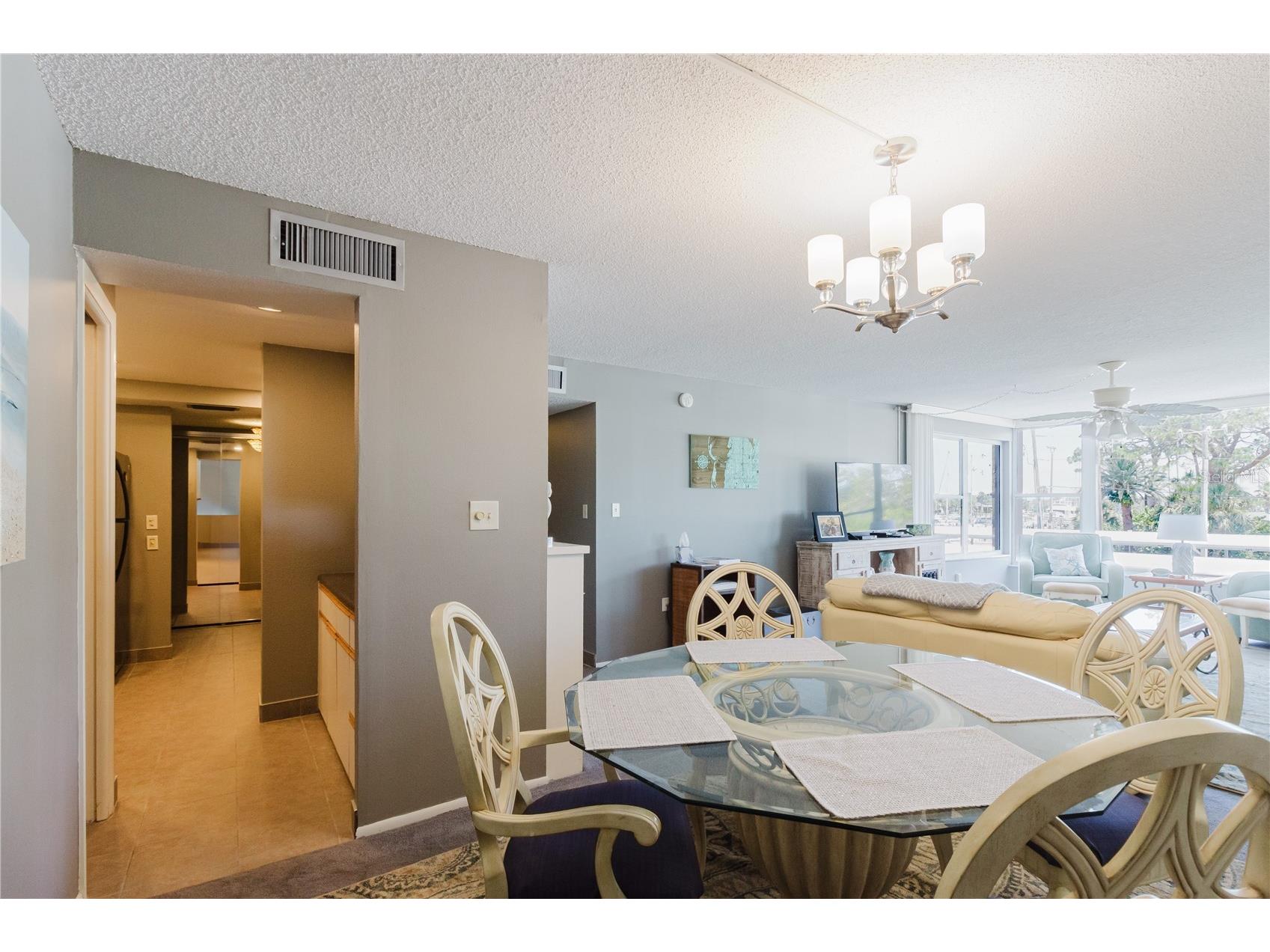 632 Edgewater Drive #238 Dunedin FL 34698 TB8450633 image6