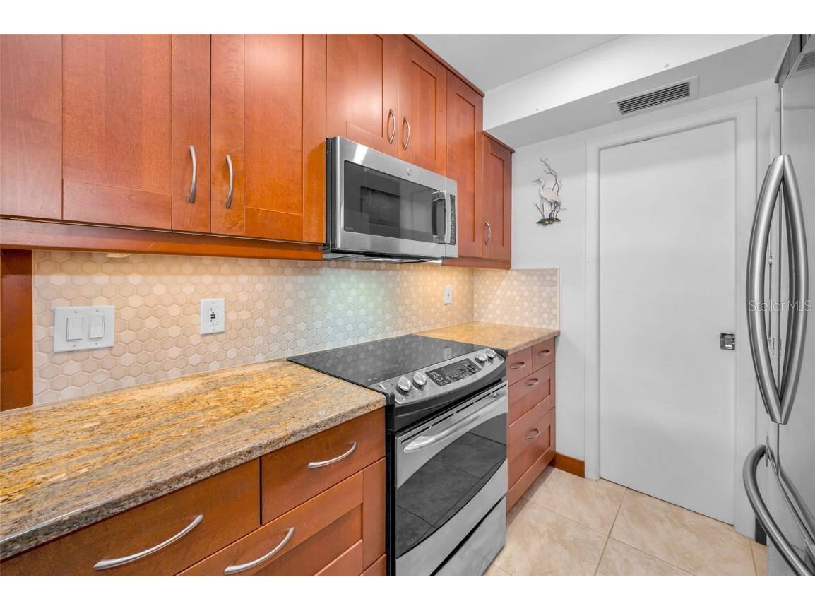 632 Edgewater Drive #433 Dunedin FL 34698 TB8448114 image21