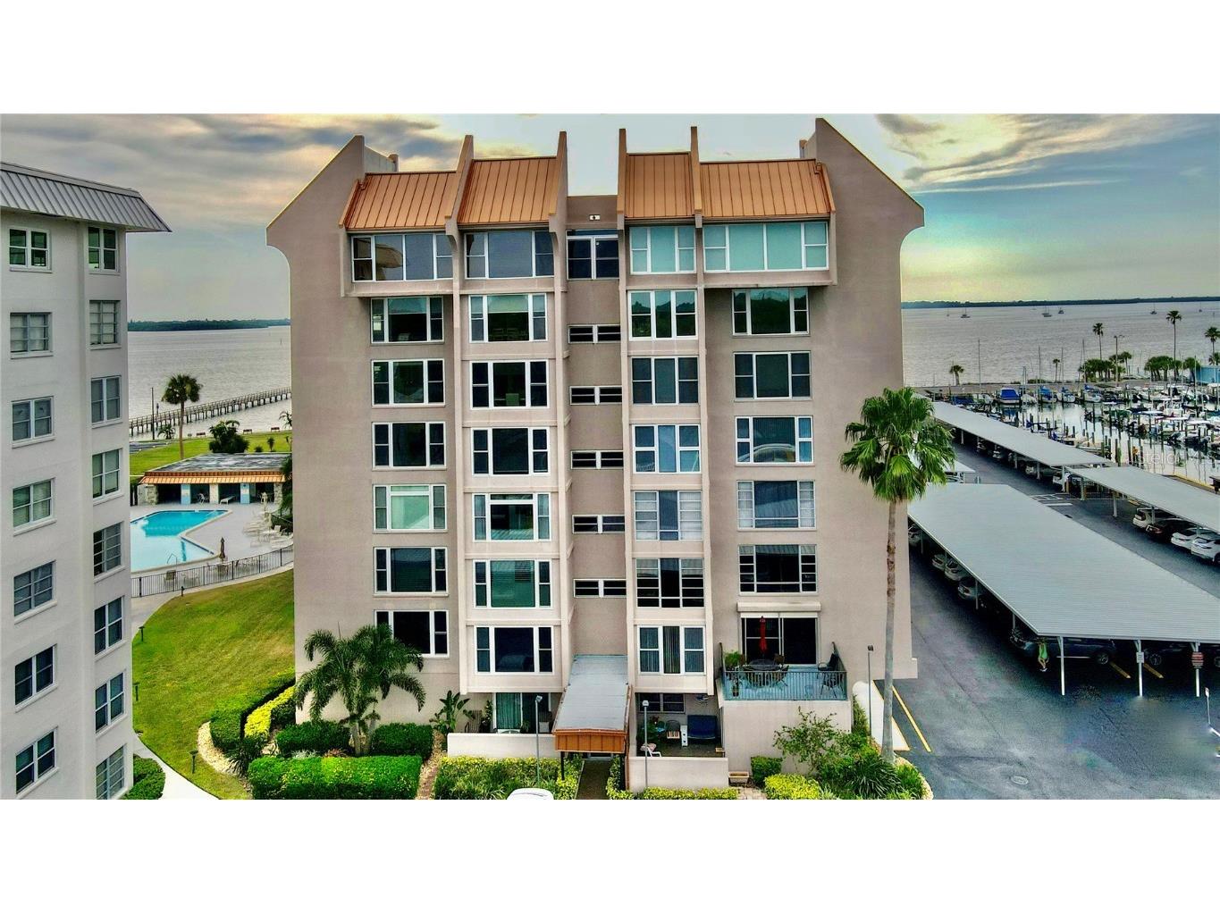 632 Edgewater Drive #631 Dunedin FL 34698 U8133971 image1