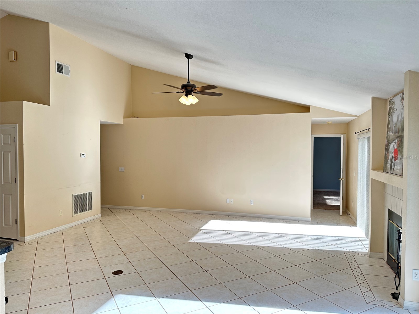 632 Heron Bay Drive Orlando FL 32825 - HIGH POINTE LAKES O6372708 image4