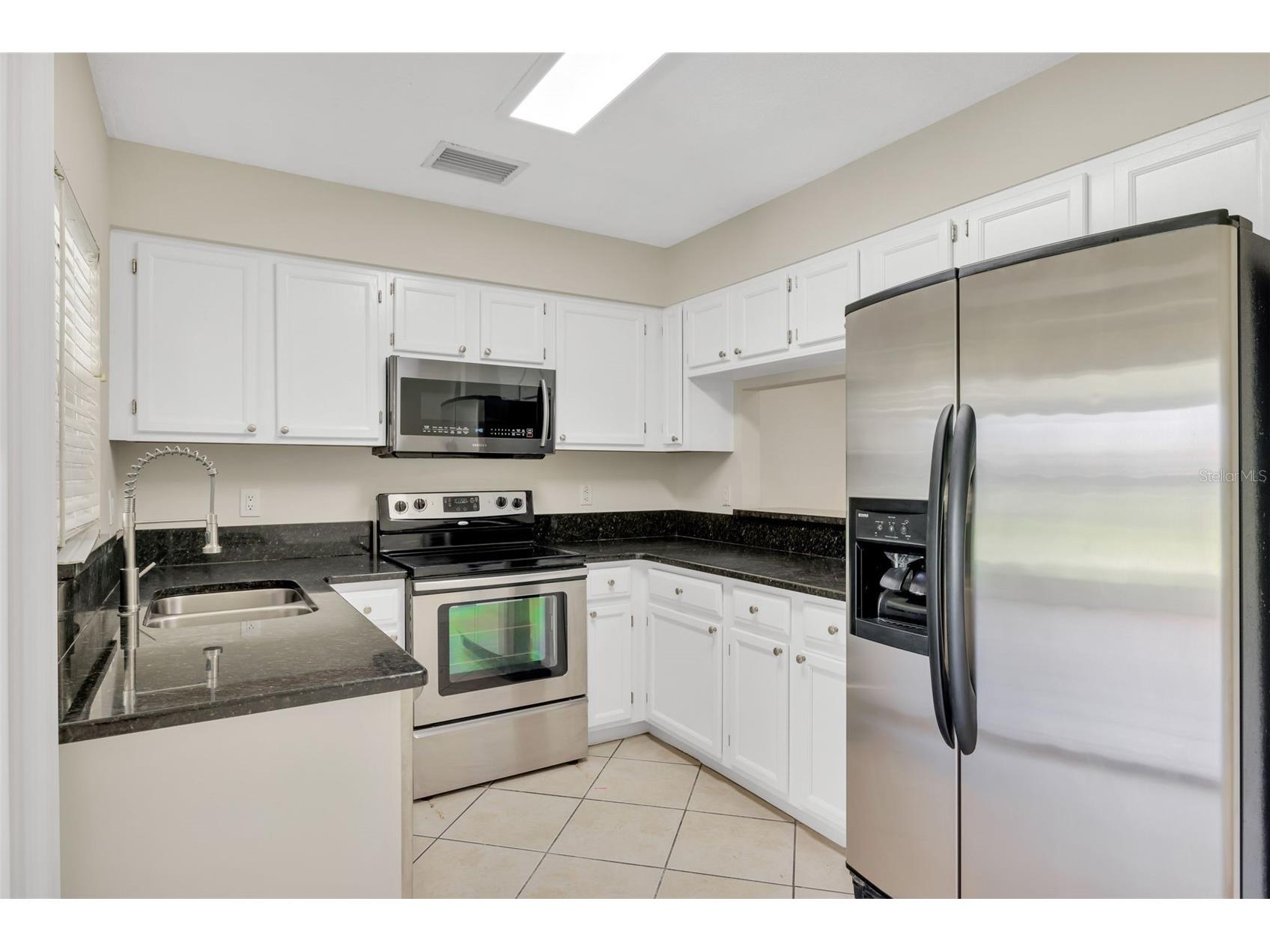 632 Kensington Lake Cir #632 Brandon FL 33511 TB8482342 image17