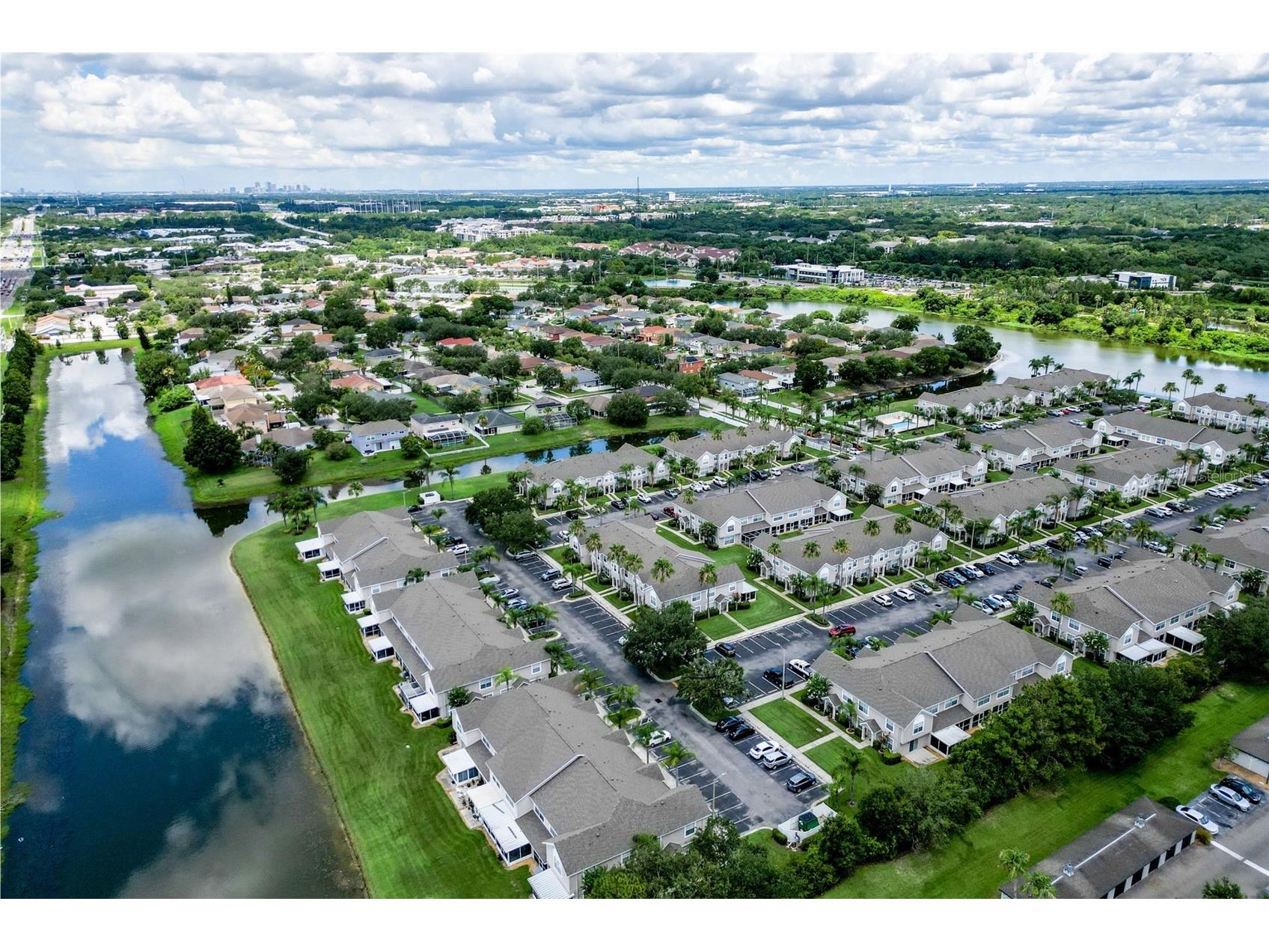 632 Kensington Lake Cir #632 Brandon FL 33511 TB8482342 image35