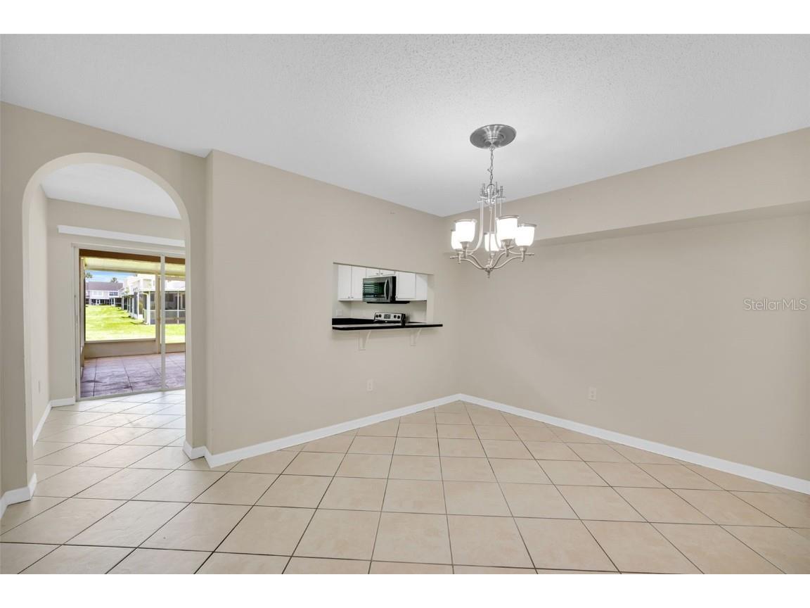 632 Kensington Lake Cir Brandon FL 33511 TB8454458 image11
