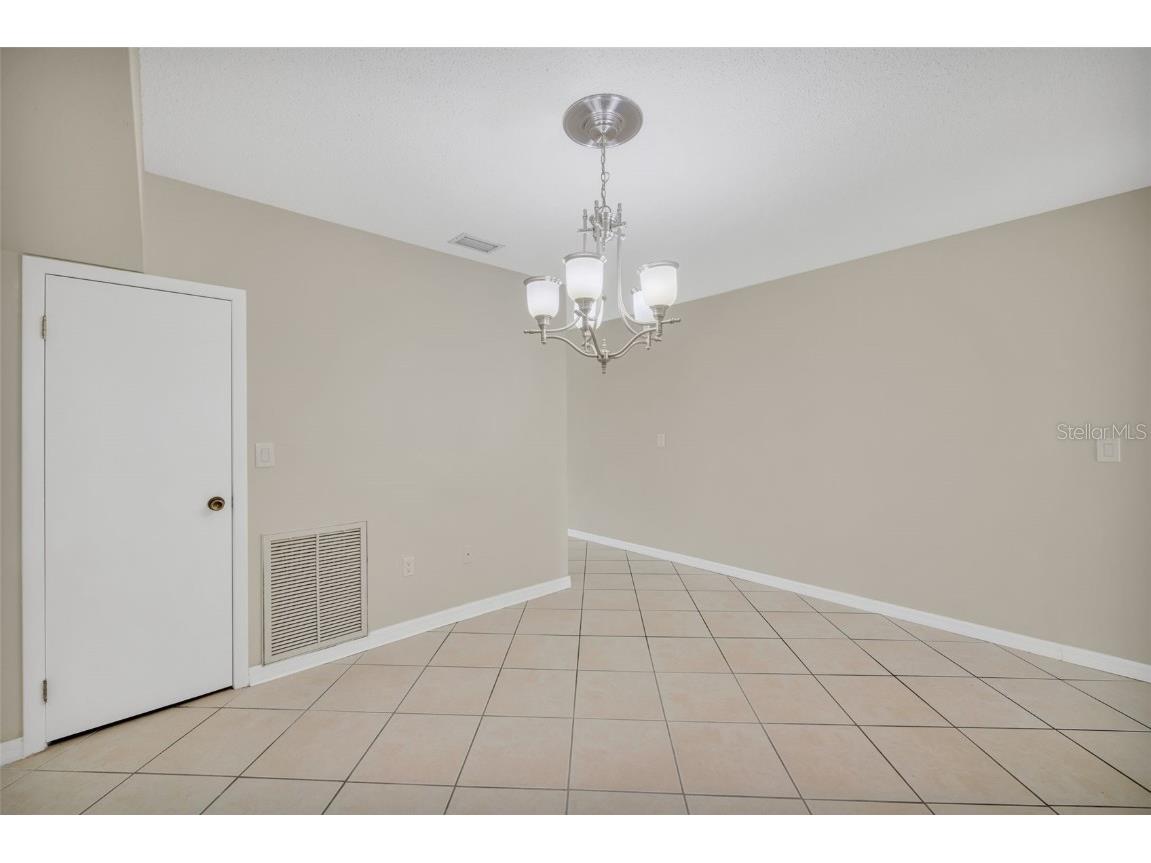 632 Kensington Lake Cir Brandon FL 33511 TB8454458 image12