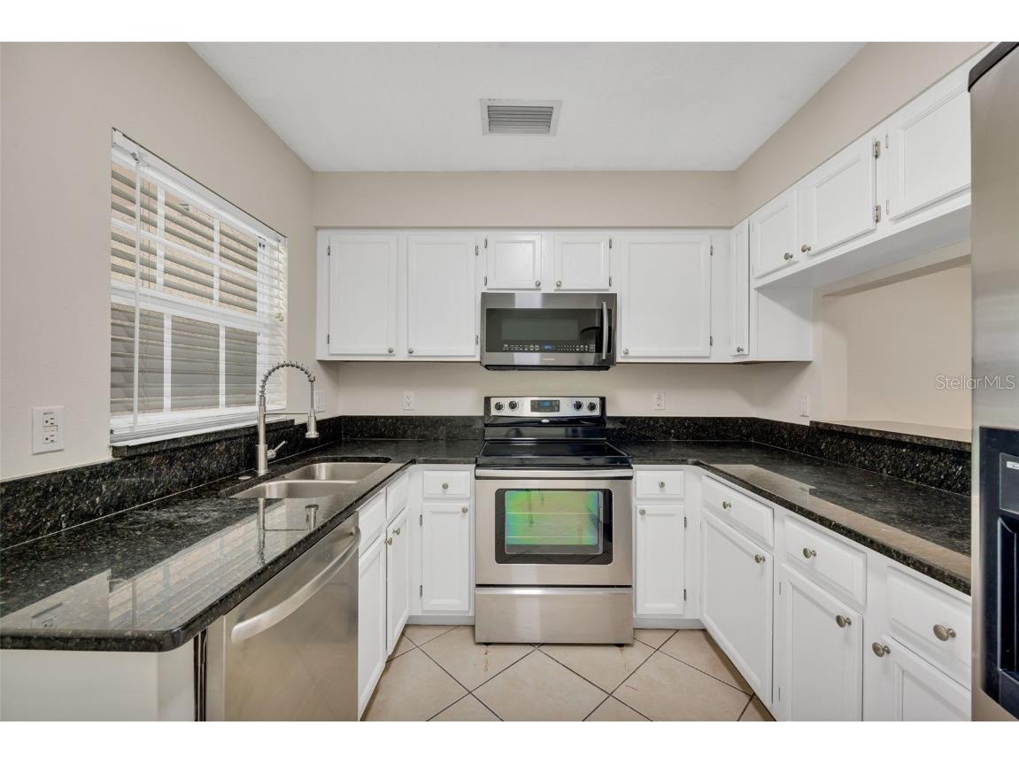 632 Kensington Lake Cir Brandon FL 33511 TB8454458 image15