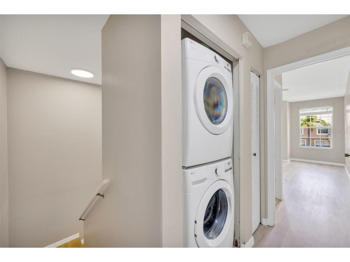 632 Kensington Lake Cir Brandon FL 33511 TB8454458 image20