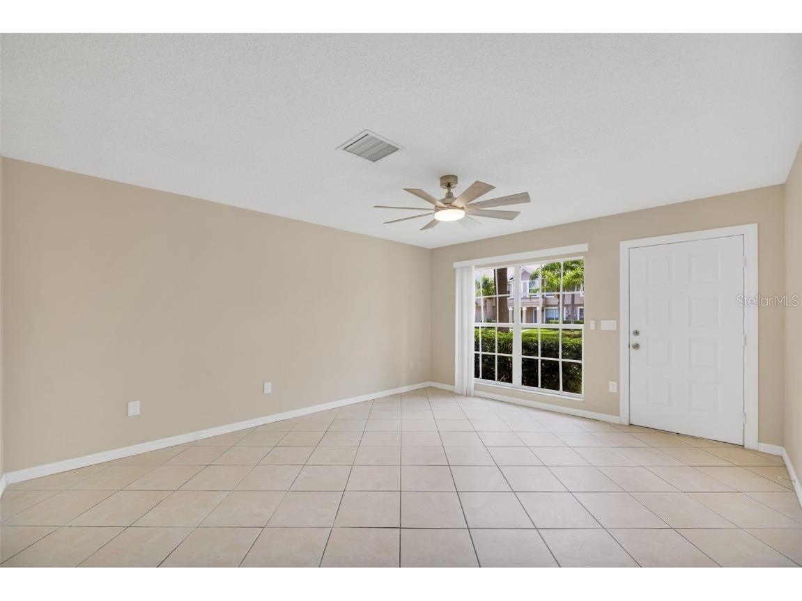 632 Kensington Lake Cir Brandon FL 33511 TB8454458 image9