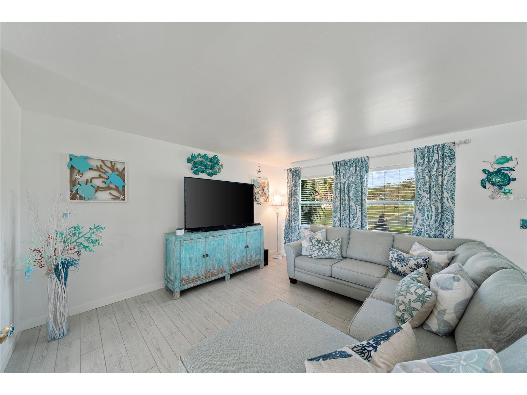 632 Shore Drive Largo FL 33771 - ALLENS CREEK TB8483210 image7