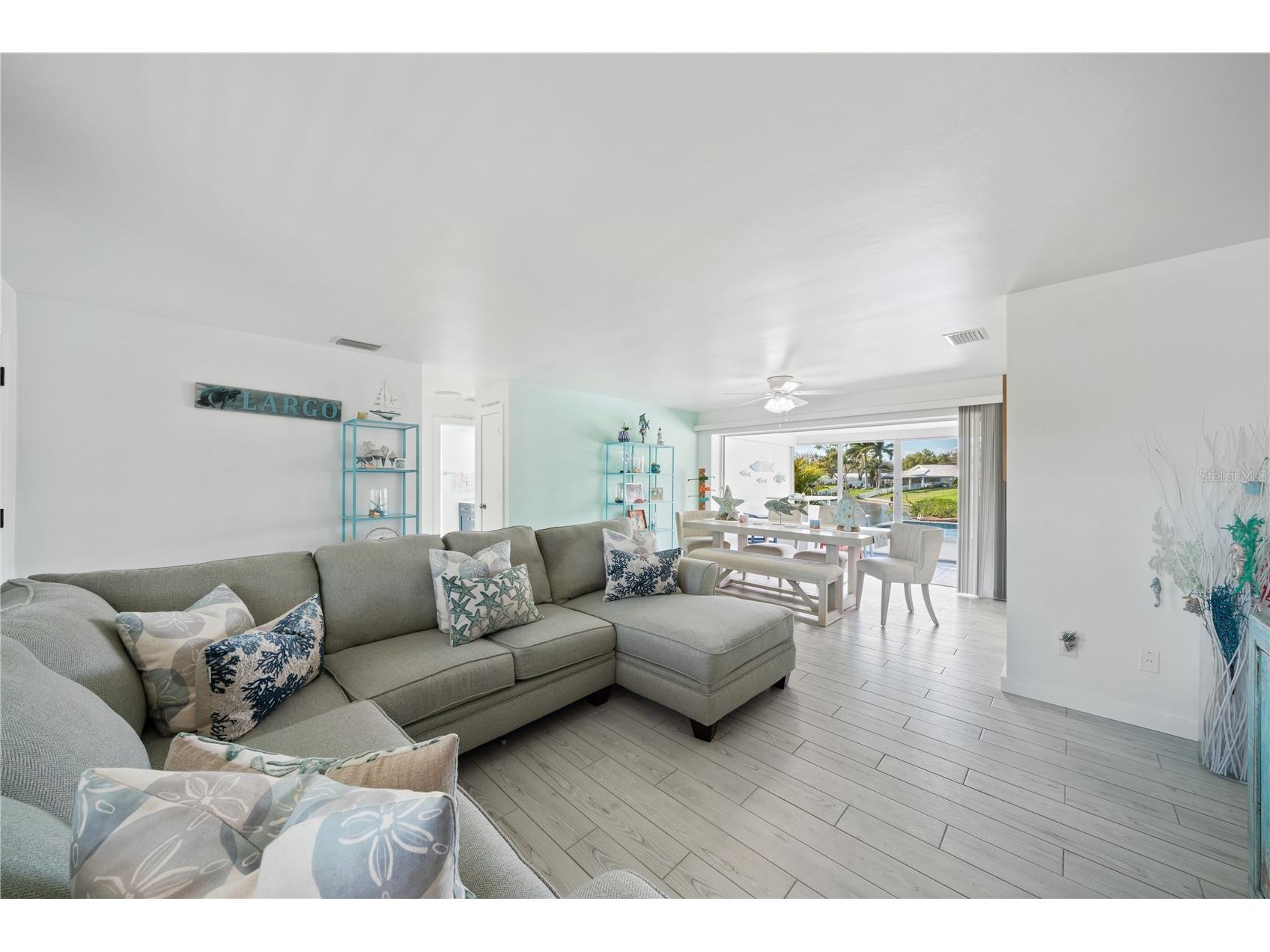 632 Shore Drive Largo FL 33771 - ALLENS CREEK TB8483210 image8