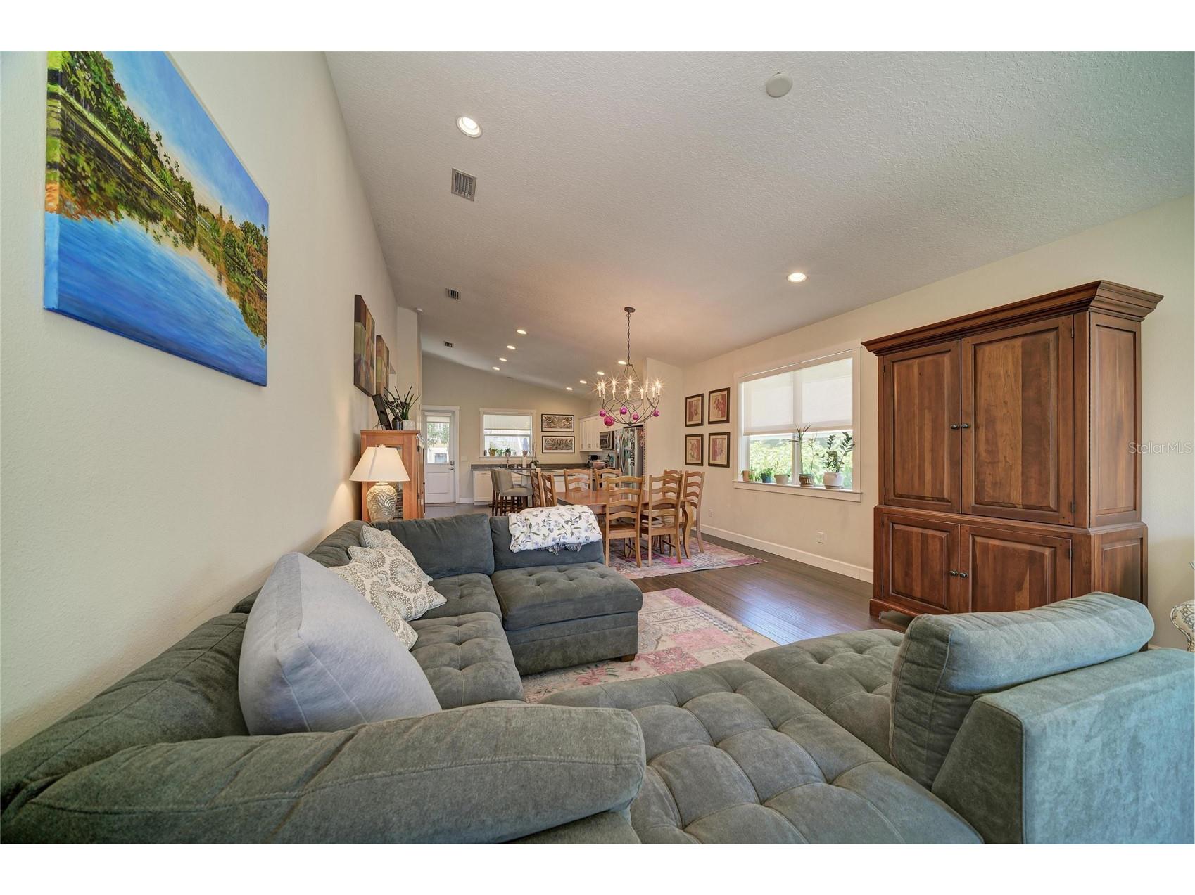 632 Virginia Drive Bradenton FL 34205 A4698202 image10