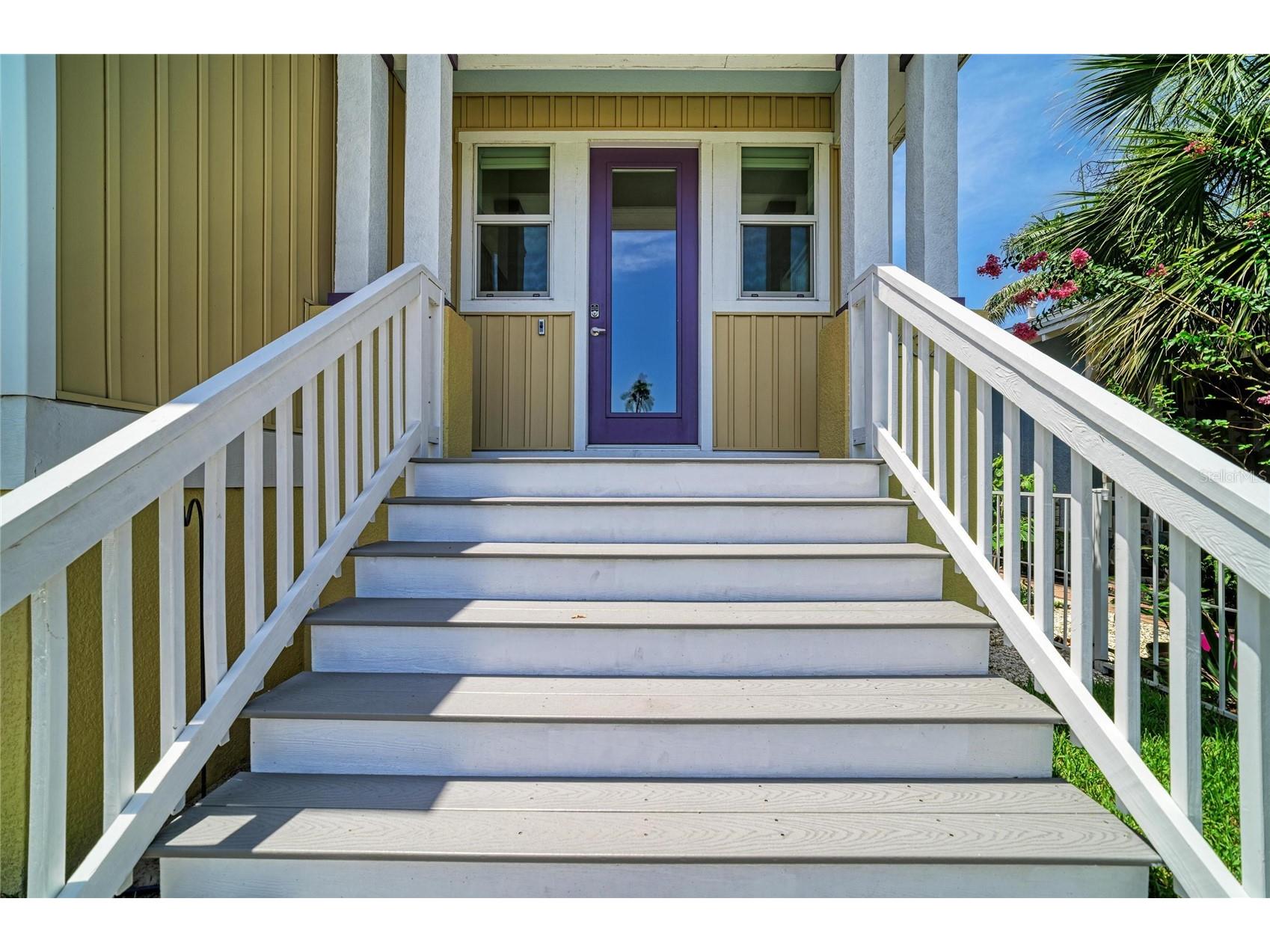 632 Virginia Drive Bradenton FL 34205 A4698202 image2