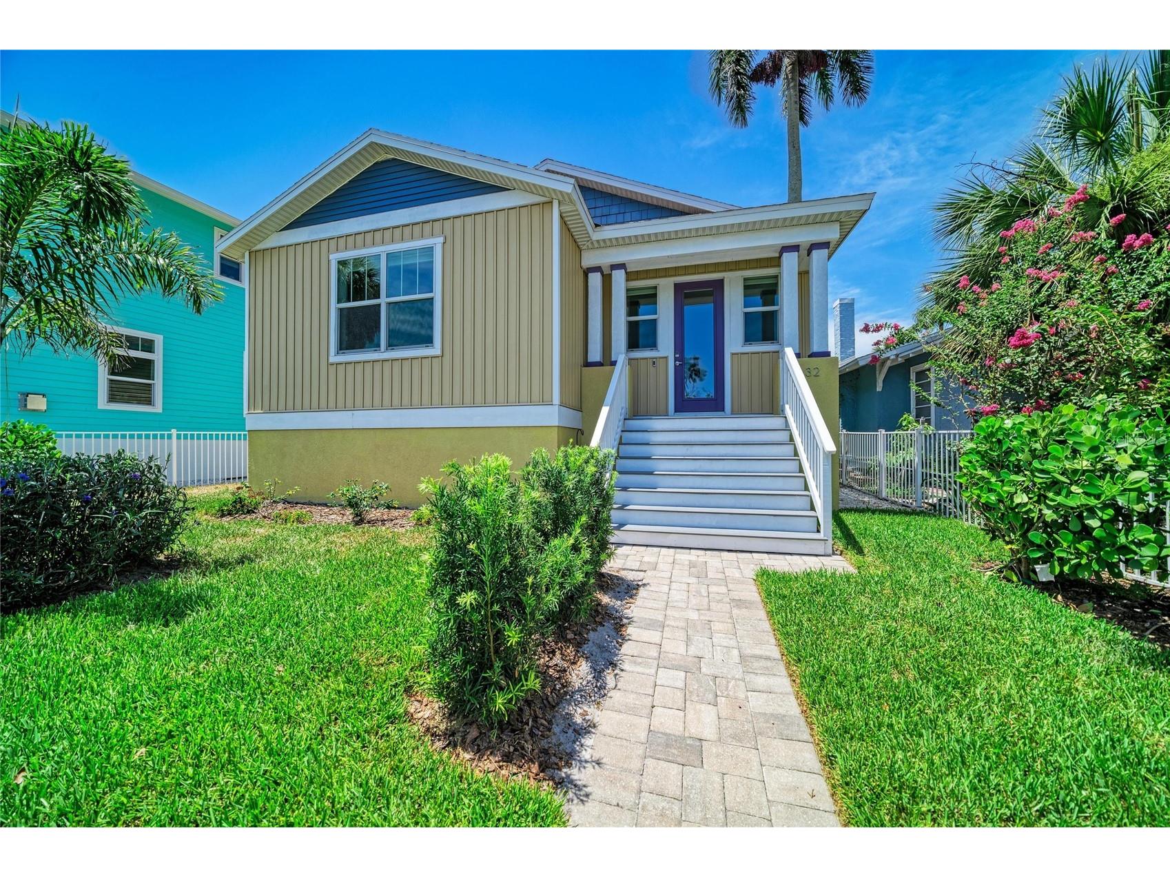 632 Virginia Drive Bradenton FL 34205 A4698202 image3