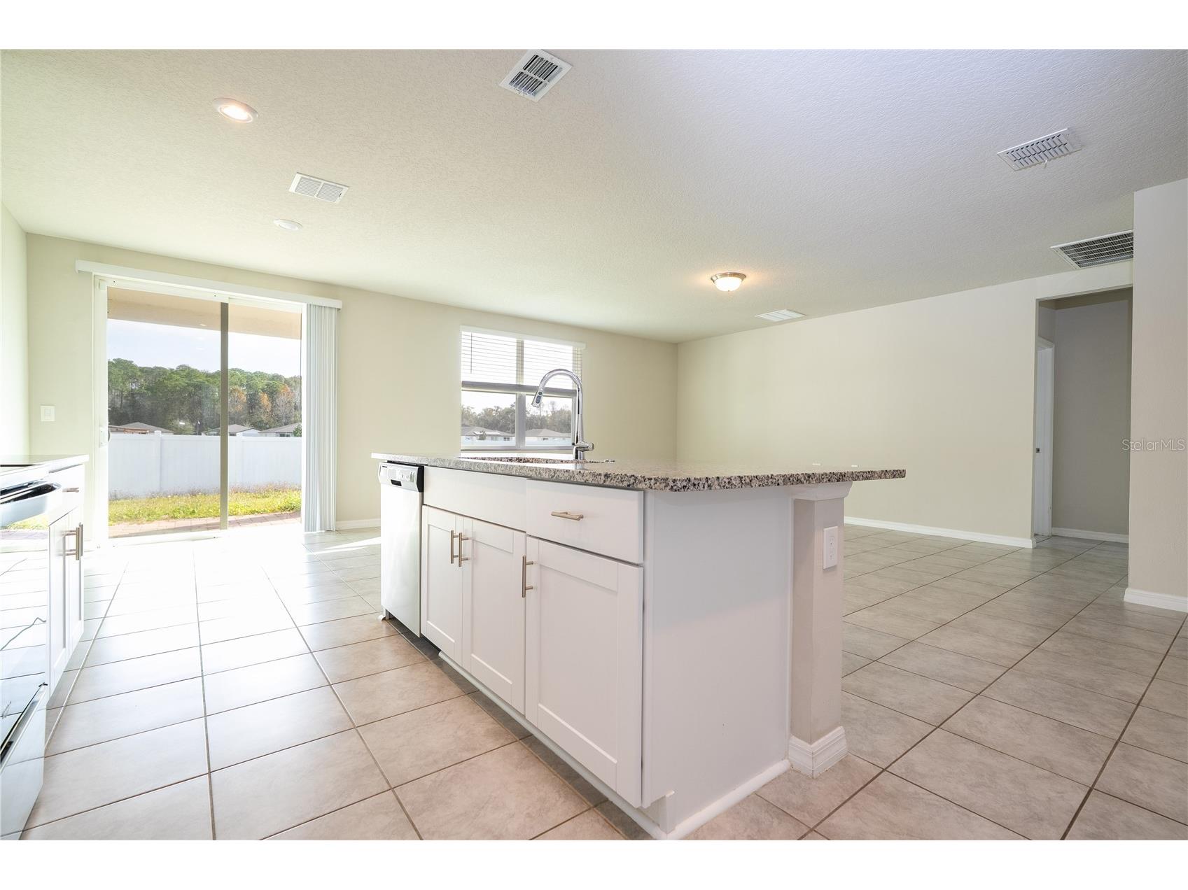 632 Vista Villages Boulevard Davenport FL 33896 O6374791 image24