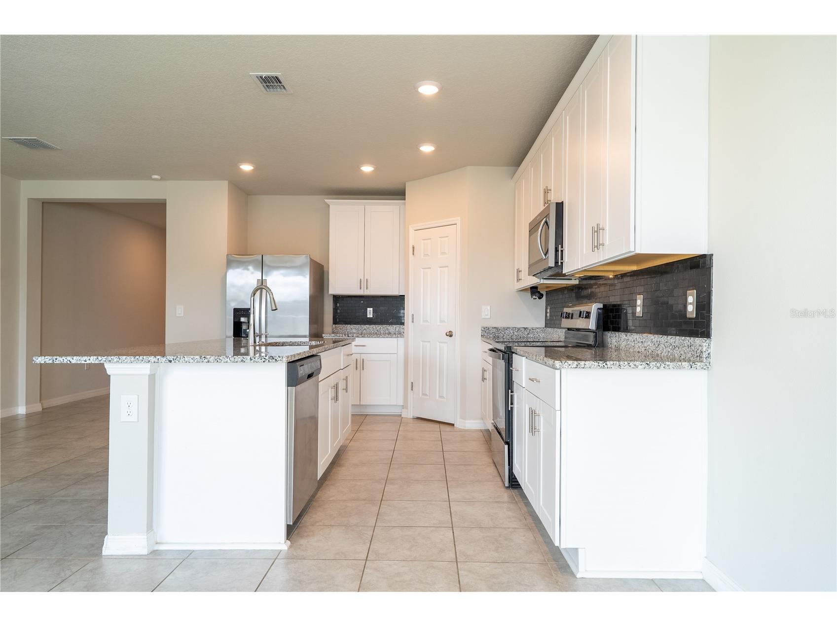 632 Vista Villages Boulevard Davenport FL 33896 O6374791 image31