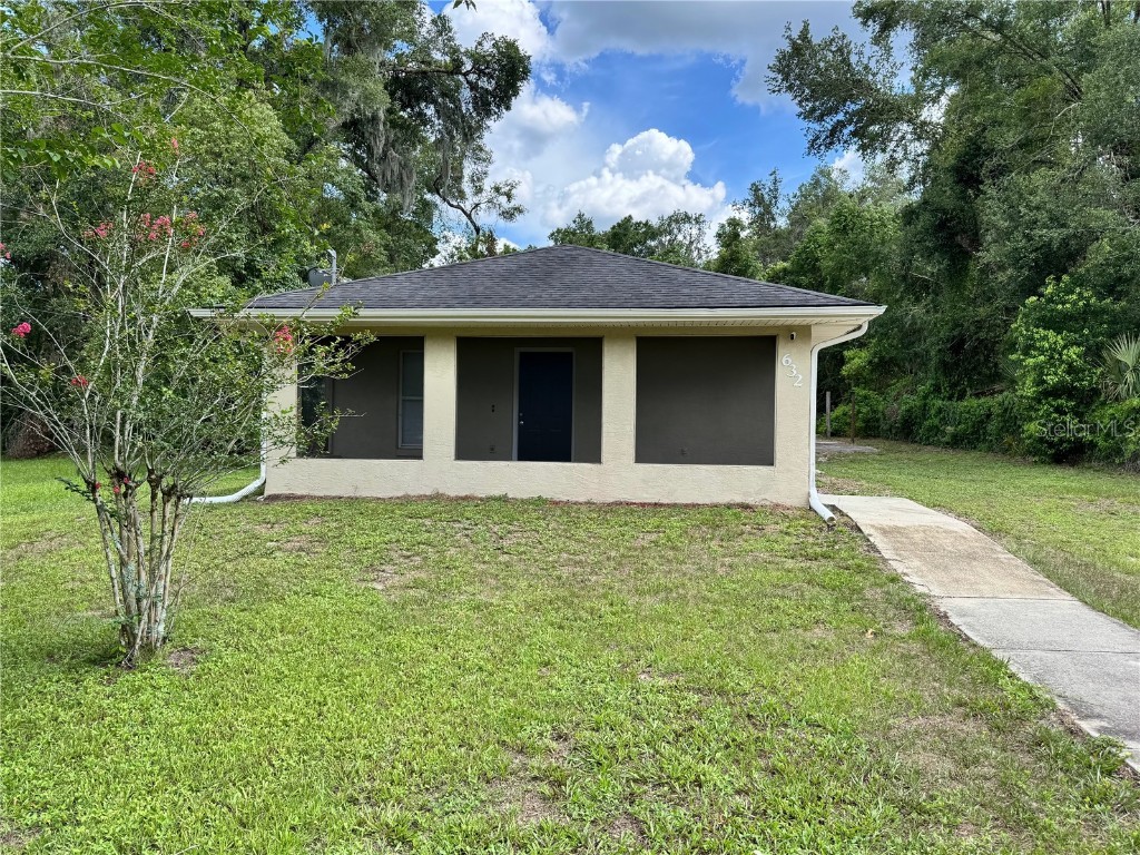 632 W Hubbard Avenue Deland FL 32720 V4943287 image2