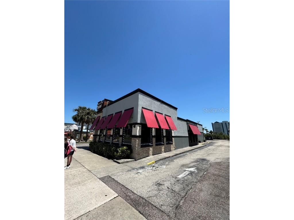 6320 International Drive Orlando FL 32819 O6300598 image1