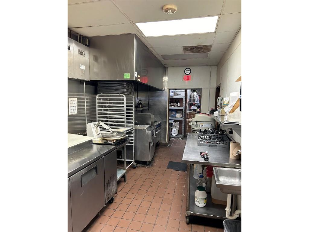 6320 International Drive Orlando FL 32819 O6300598 image16