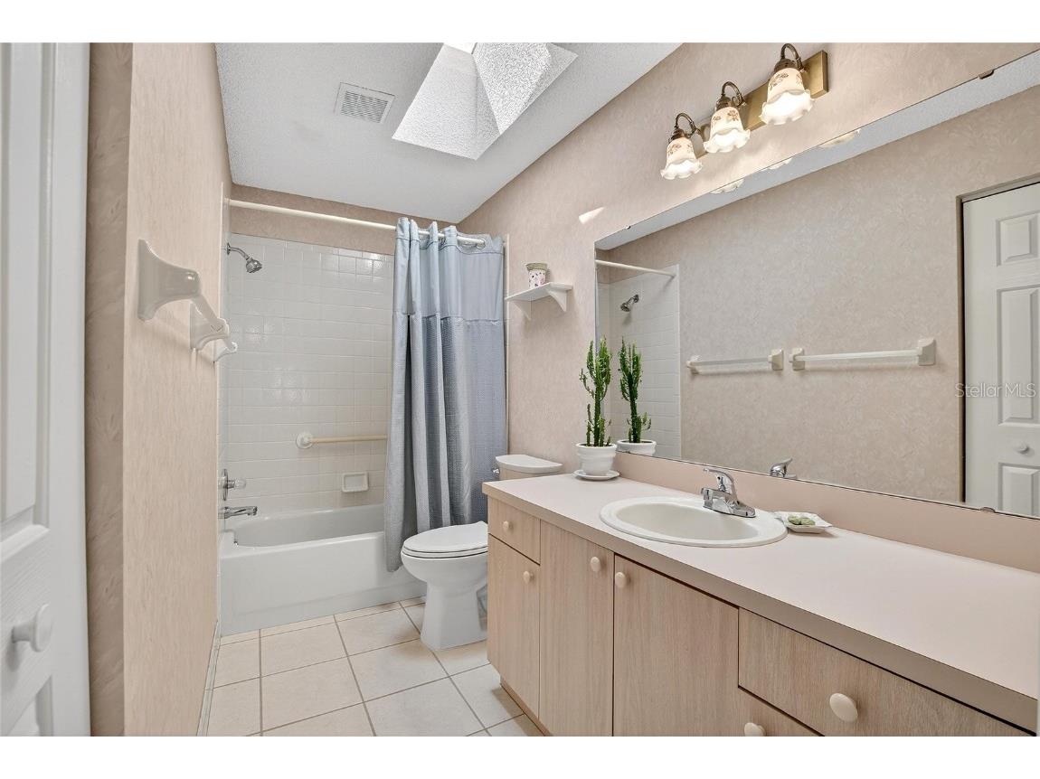 6320 Silver Lakes Drive W Lakeland FL 33810 L4956195 image40