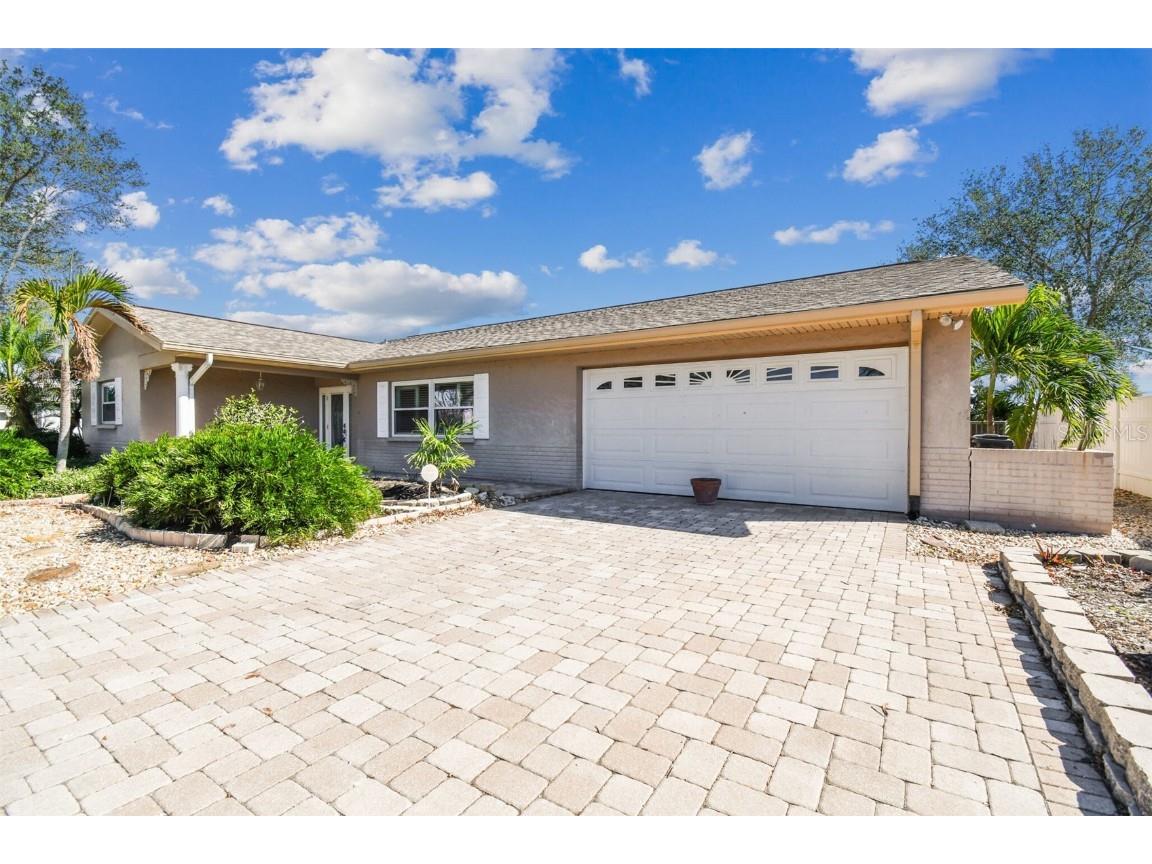6321 Balboa Lane Apollo Beach FL 33572 - BALBOA CANAL ADJOINING LAKE SUNRISE CANAL TB8323660 image1