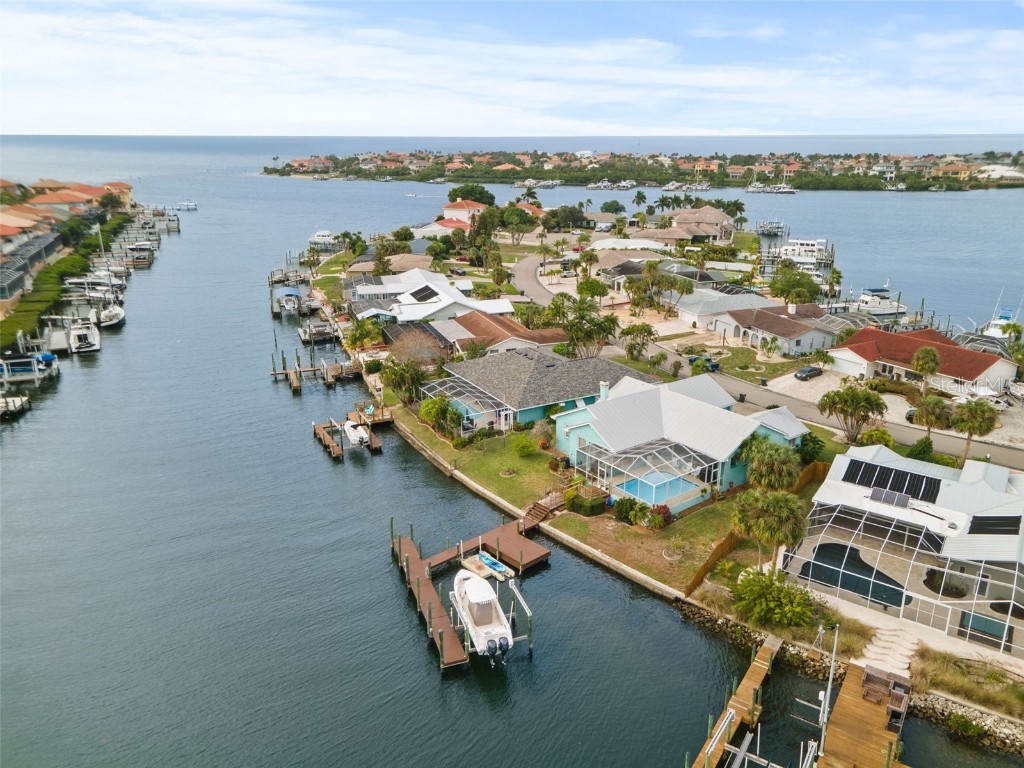 6321 Cocoa Lane Apollo Beach FL 33572 - FLAMINGO CANAL U8227039 image1