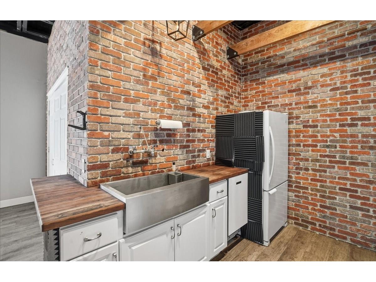 6321 Poter #2 Sarasota FL 34240 TB8494373 image24