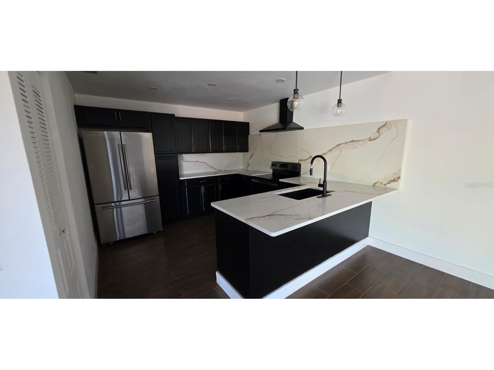 6321 Royal Woods Drive Fort Myers FL 33908 O6385087 image4